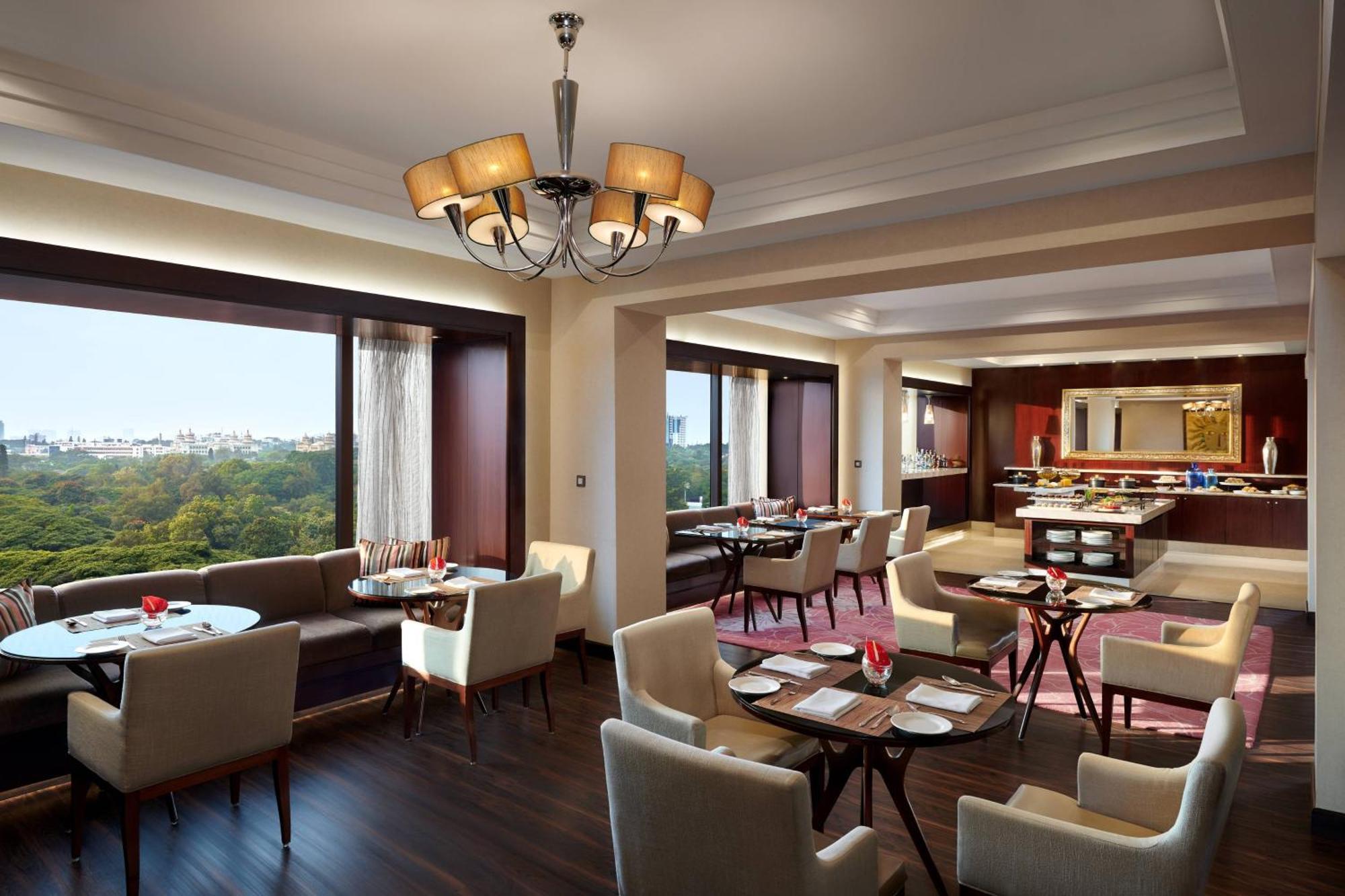 Jw Marriott Hotel Bengaluru Luaran gambar