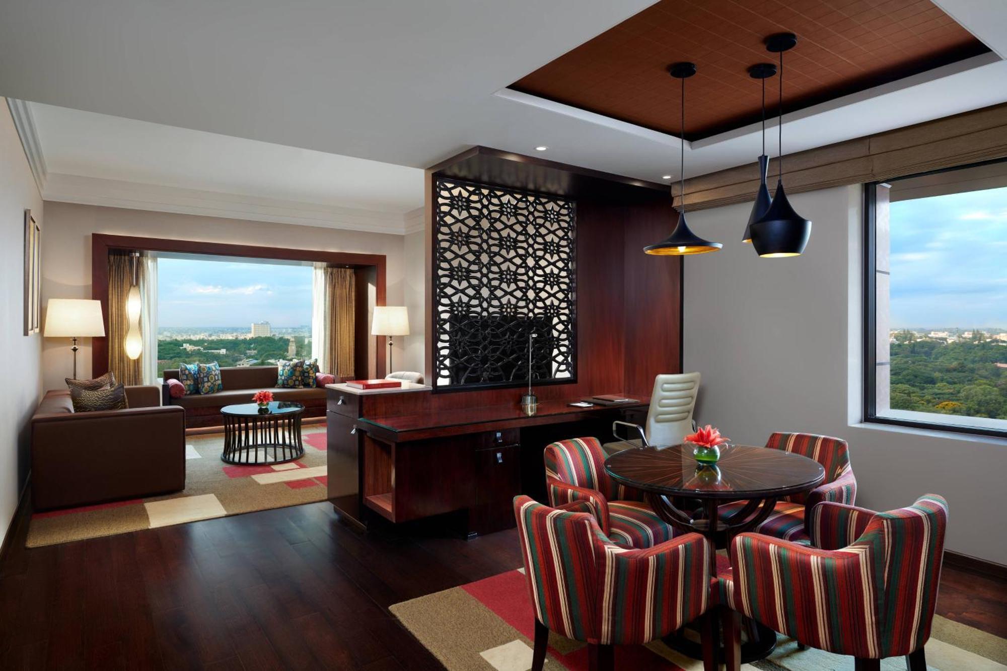 Jw Marriott Hotel Bengaluru Luaran gambar